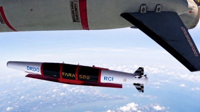 TARA - Η Ινδία απέκτησε μία πανίσχυρη βόμβα 546 κιλών που εμπνέεται από τη ρωσική FAB