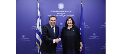 «Καίνε» οι τιμές λιπασμάτων: Παρέμβαση Σχοινά μετά τη συνάντηση με Suica