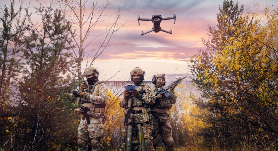 O πόλεμος των drones μεταφέρεται από την Ουκρανία – Οι Houthi, το Ιράν, το Ισραήλ και η νέα μορφή των θερμών συγκρούσεων