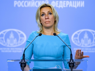 Zakharova (Ρωσία): Με την υπόκλιση της στις ΗΠΑ η Ευρώπη δεν προστατεύει τους πολίτες της