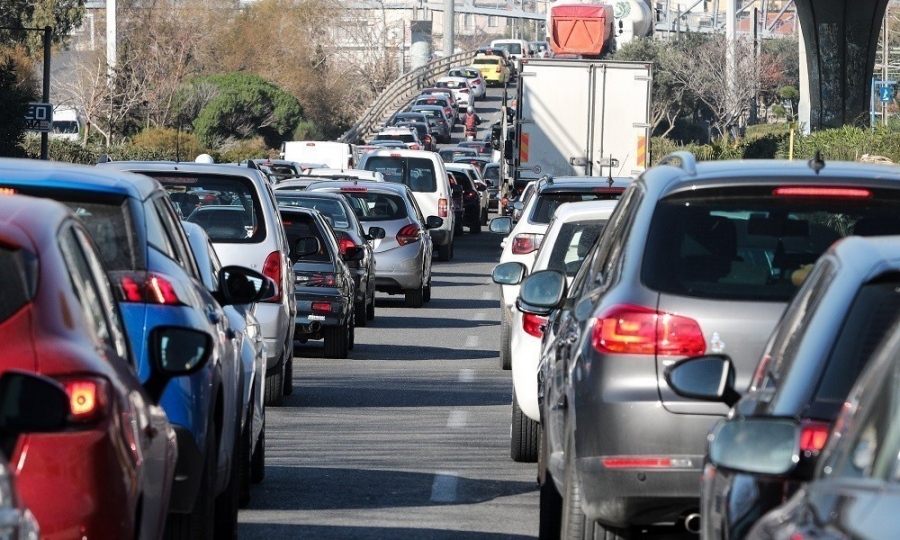 Πάνω από 500.000 κινητές βόμβες στους δρόμους και άλλοι τόσοι ασφαλισμένοι σε ΕΠΥ