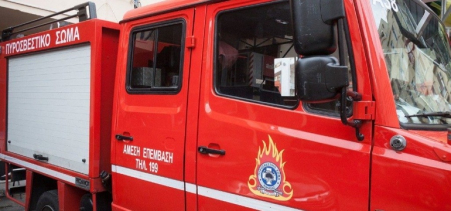 Φωτιά στην Κορινθία: Σύλληψη 57χρονης για εμπρησμό από πρόθεση