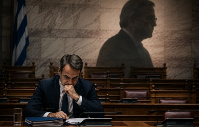 Πολιτική ανατροπή - Ο δίδυμος εφιάλτης Σαμαρά και αποχής προκαλεί κρίσεις πανικού στο Μαξίμου