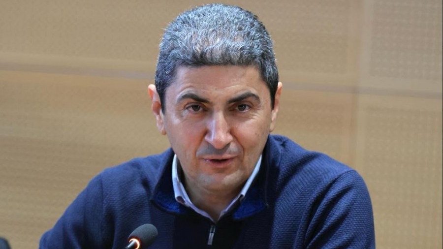Νέα πρόσκληση Αυγενάκη για διάλογο στους αγρότες: Δεν είστε μόνοι - Η κυβέρνηση στηρίζει τον πρωτογενή τομέα