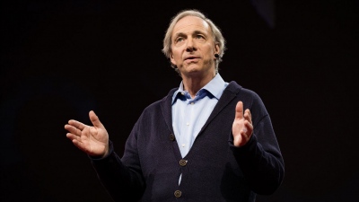 «Χείμαρρος» ο Dalio: Οι ΗΠΑ γλιστρούν στον αυταρχισμό τύπου 1930 - Οι επενδυτές φοβούνται τον Trump και δεν εκφράζονται