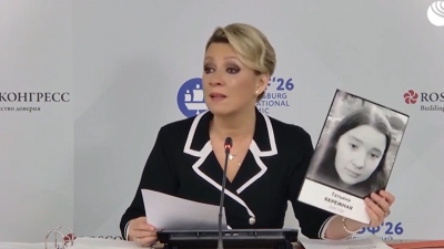 Δάκρυσε η Zakharova με τα νεκρά παιδιά του Starobilsk: «Θέλετε αποδείξεις; Ελάτε στο νοσοκομείο» (vid)