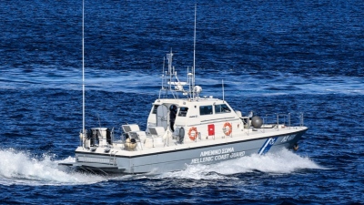 Προσάραξη ταχύπλοου σκάφους με 12 επιβαίνοντες στη Χαλκιδική