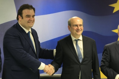 Τελετή παράδοσης - παραλαβής στο ΥΠΟΙΚ - Χατζηδάκης: Σε έναν μήνα θα δείτε πρωτογενές πλεόνασμα 3,5% - 4 οι προτεραιότητες Πιερρακάκη
