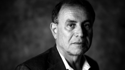 Roubini: Συνέλθετε, η καταστροφή πλησιάζει γρήγορα - Αν ανήκετε στη μεσαία τάξη, η δουλειά και το εισόδημά σας θα απειληθούν