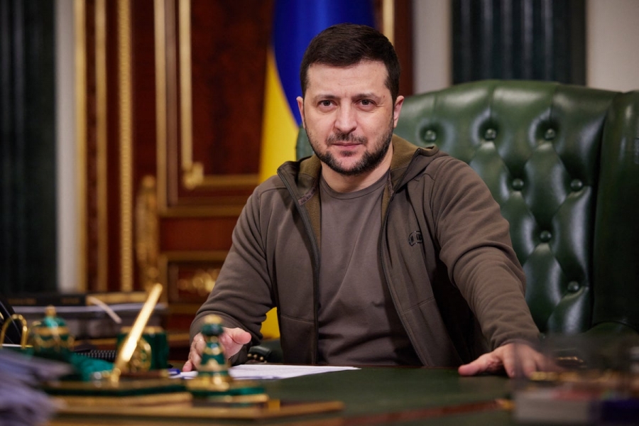 Zelensky (Ουκρανία) σε ΝΑΤΟ: Δώστε μας όπλα χωρίς περιορισμούς και σώστε μας - Είμαστε σε γκρίζα ζώνη