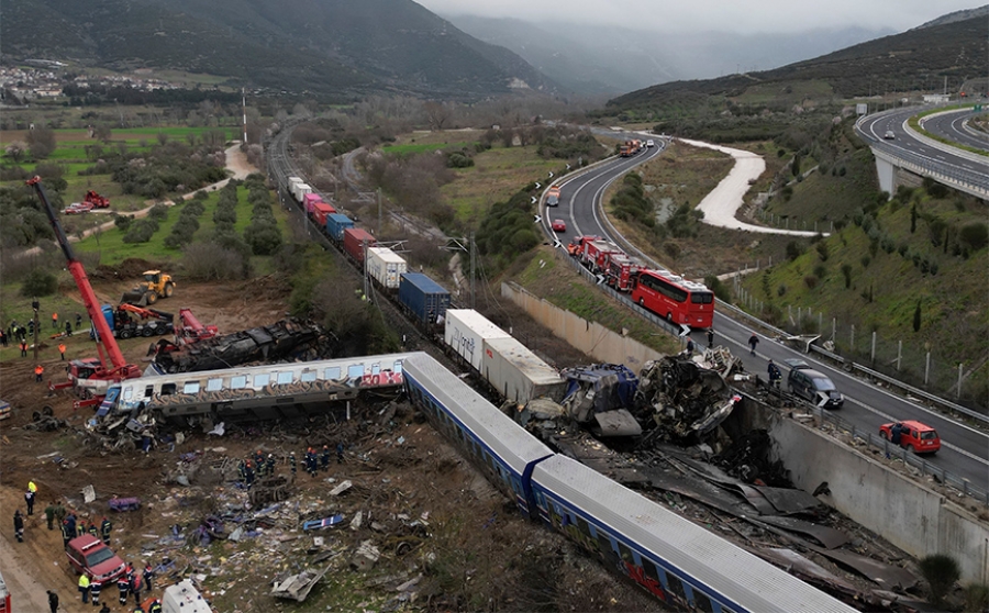 Τραγωδία Τέμπη: Σε σύγχυση ο σταθμάρχης, δεν ήξερε τι του γινόταν – Δεν θα έπρεπε να είναι εκεί