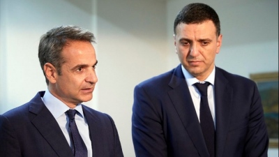 Ο Μητσοτάκης στον Πειραιά «παρέα» με τον Κικίλια