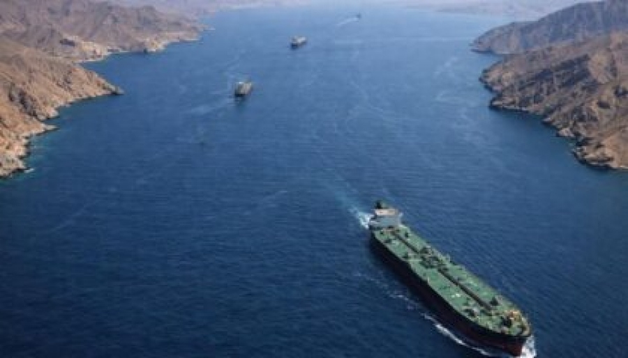 Το Ιράν διαψεύδει κατηγορηματικά ότι αντιτορπιλικό των ΗΠΑ πέρασε από τα Στενά του Hormuz