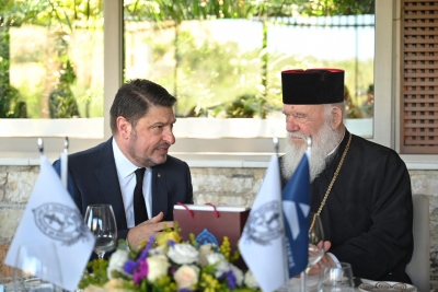 Γεύμα εργασίας του Περιφερειάρχη Αττικής Νίκου Χαρδαλιά με τον Αρχιεπίσκοπο Ιερώνυμο και μέλη της Ιεράς Συνόδου