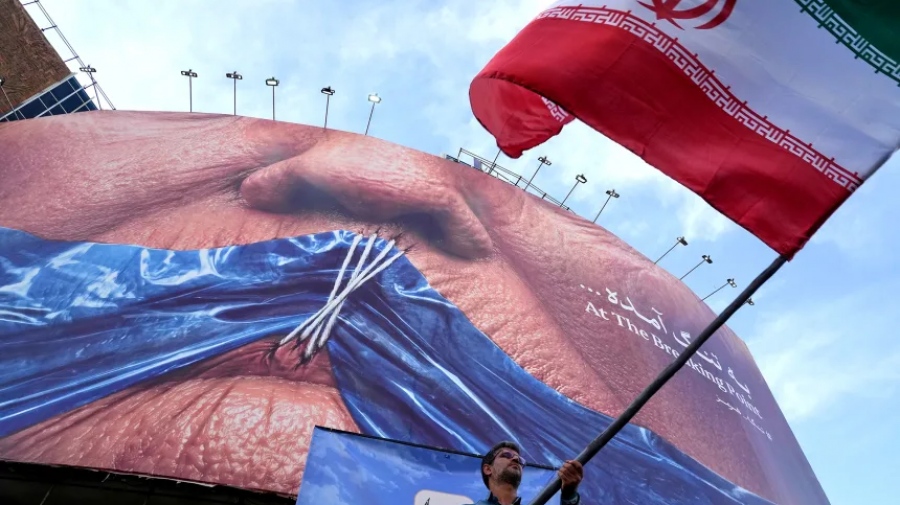 «Υπαρξιακή μάχη» - Το Ιράν δεν πρόκειται να παραδοθεί στις ΗΠΑ