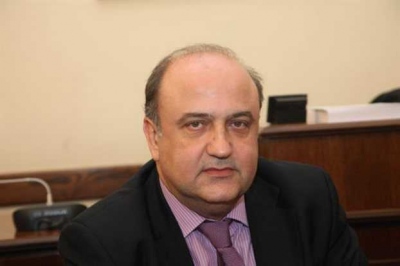 Ο Βασίλης Φλωρίδης, αδερφός του υπουργού Δικαιοσύνης, ένα βήμα πριν γίνει εισαγγελέας του Αρείου Πάγου – Σάρωσε στην ψηφοφορία