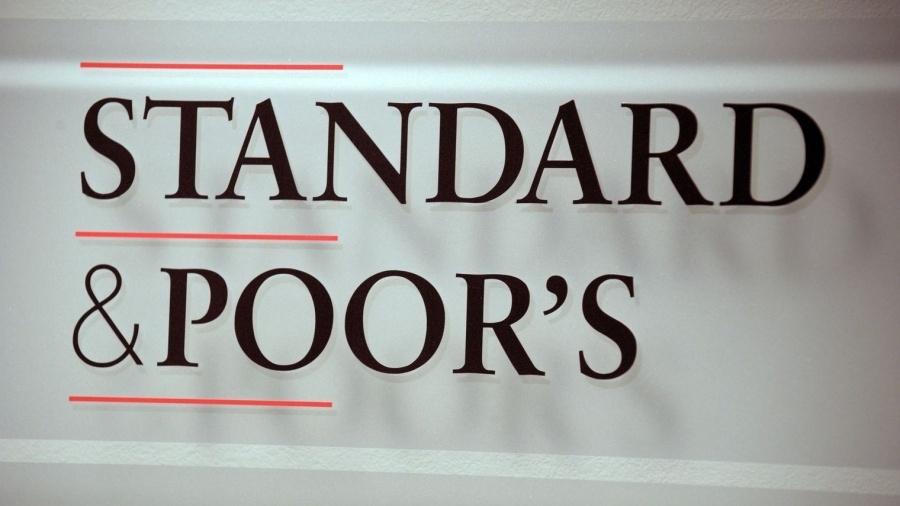 S&P: Σύντομα η αναβάθμιση της ελληνικής οικονομίας, παρά την αύξηση στο κόστος δανεισμού