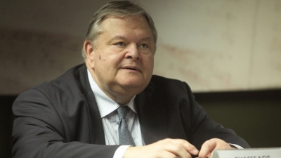 Βενιζέλος: Παράνομες οι παρακολουθήσεις των ηγετών του στρατεύματος - Ο Μητσοτάκης να ενημερώσει τους πολιτικούς αρχηγούς