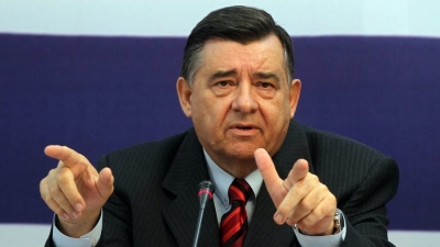Η επανεμφάνιση Καρατζαφέρη και η στήριξη σε Μητσοτάκη: Είναι ο πιο άρτιος πολιτικός του αιώνα που διανύουμε