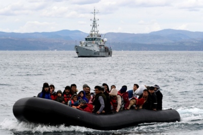 Euractiv: Υβριδικός πόλεμος Τουρκίας - Λιβύης κατά της Ελλάδας - Κύμα μεταναστών στην Κρήτη