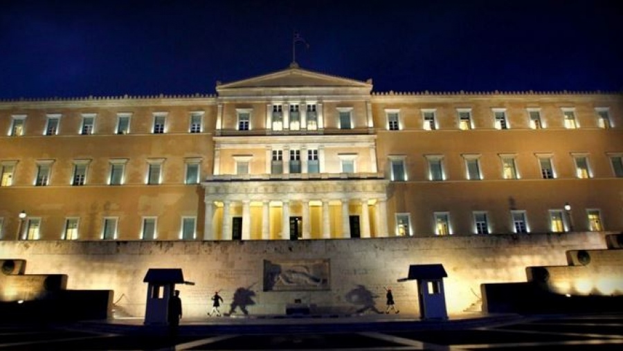 Σκηνικό «κόλασης» για την κυβέρνηση πριν τη ΔΕΘ - Σκάει η ...ατομική βόμβα για 30 γαλάζιους βουλευτές και όχι μόνο