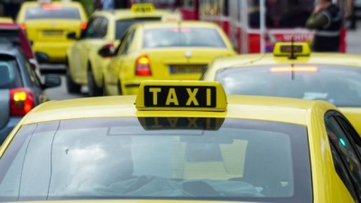 Ταξί: Στάση εργασίας για τις λεωφορειολωρίδες από το μεσημέρι της Τρίτης 10/6 και συγκέντρωση διαμαρτυρίας