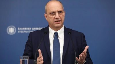 Οικονόμου: Προσωπικό θέμα του Καραμανλή, η υποψηφιότητά του στις εκλογές - Όχι στην υποψηφιότητα Καρατζαφέρη