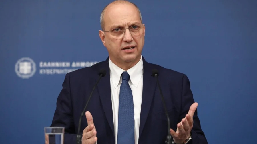 Οικονόμου: Προσωπικό θέμα του Καραμανλή, η υποψηφιότητά του στις εκλογές - Όχι στην υποψηφιότητα Καρατζαφέρη