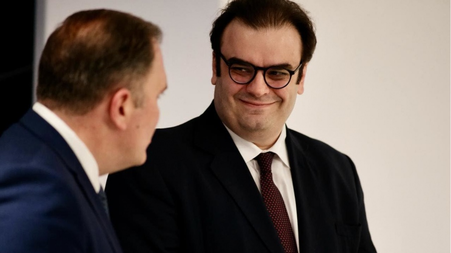 Πιερρακάκης: Βασική κυβερνητική προτεραιότητα, η αντιμετώπιση της φοροδιαφυγής - Συνάντηση με Πιτσιλή (ΑΑΔΕ)