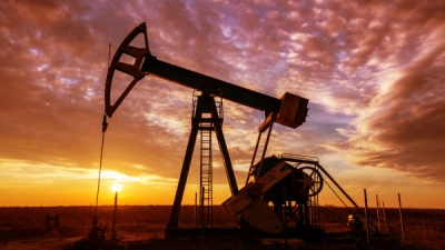 Ο IEA βλέπει υπερπροσφορά πετρελαίου - «Κόντρα» εκτιμήσεις από OPEC - Στο -1,7% το Brent