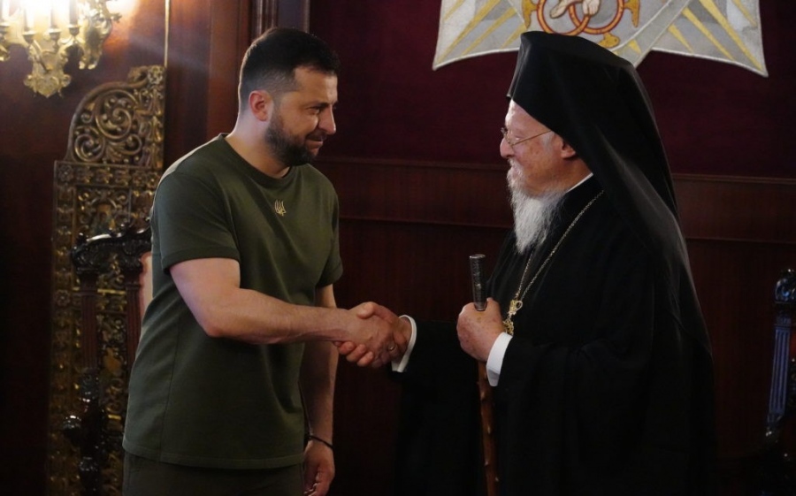 Παρέμβαση Βαρθολομαίου για την επίθεση στη Λαύρα του Κιέβου - Το μήνυμα σε Zelensky για τον «ηρωικό λαό» της Ουκρανίας άναψε φωτιές