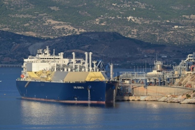 Η ΕΕ μεταθέτει για το 2030 τις κυρώσεις για τις εκπομπές μεθανίου στις εισαγωγές LNG