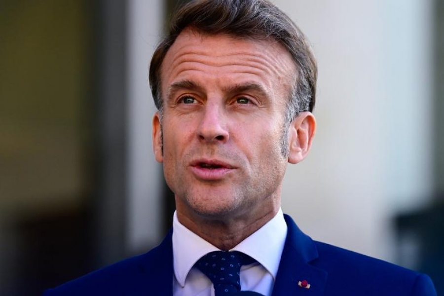 Ασυνήθιστη έκκληση Macron προς τον γαλλικό στρατό