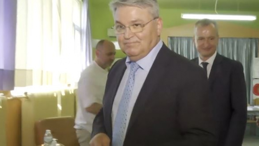 Ευρωεκλογές 2024 - Στο Μοσχοχώρι Πιερίας ψήφισε ο Νατσιός: Με τη Νίκη για την νίκη