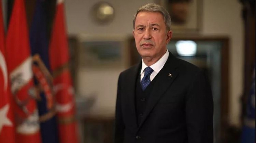 Προκλητικός ο Akar απειλεί: Μην τολμήσετε περιπέτειες σαν κακομαθημένα... Δεν αστειευόμαστε, θα υπερασπιστούμε τα συμφέροντά μας