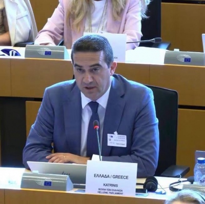 Οργή Κατρίνη: Η Ευρώπη θυσιάζει αγρότες και περιφέρειες στον βωμό των εξοπλισμών και των ισχυρών συμφερόντων