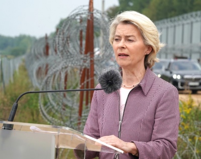 Αδίσταχτη η von der Leyen στους FT – Σαφής οδικός χάρτης για την μεταπολεμική παρουσία ευρωπαϊκών στρατευμάτων στην Ουκρανία με στήριξη ΗΠΑ