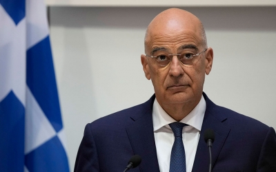 Το σκάνδαλο υποκλοπών βάζει φωτιά στο πολιτικό σκηνικό – Αναστάτωση σε ξένες πρεσβείες προκαλεί ο «κοριός» στον Δένδια