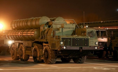 Ρωσικός τρόμος στη Μέση Ανατολή: Οι S-400 δεν πουλήθηκαν ακόμα και ήδη σπέρνουν τον πανικό σε ΗΠΑ και Δύση