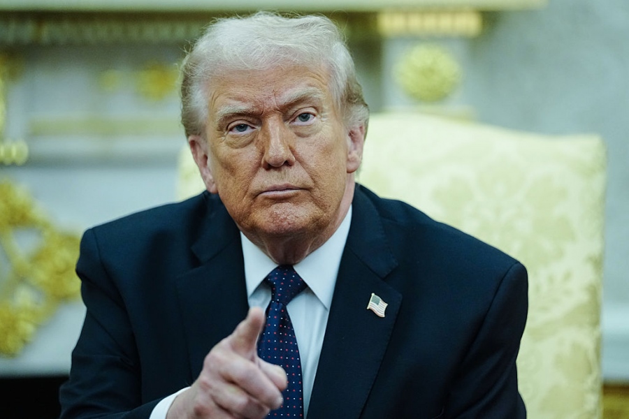 New York Times: Ο Trump συναντήθηκε με ανώτερους συμβούλους εξετάζει εκεχειρία ή κλιμάκωση με Ιράν