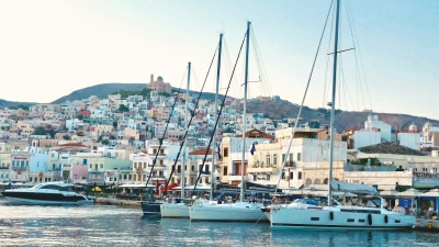 Σύρος: Ακίνητα με σταθερή ζήτηση και επενδυτικό ενδιαφέρον