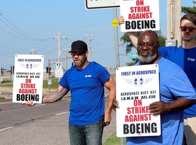Χάος στην Boeing - Τρεις μήνες απεργίας απειλούν τα F-15EX και τα αμυντικά προγράμματα των ΗΠΑ
