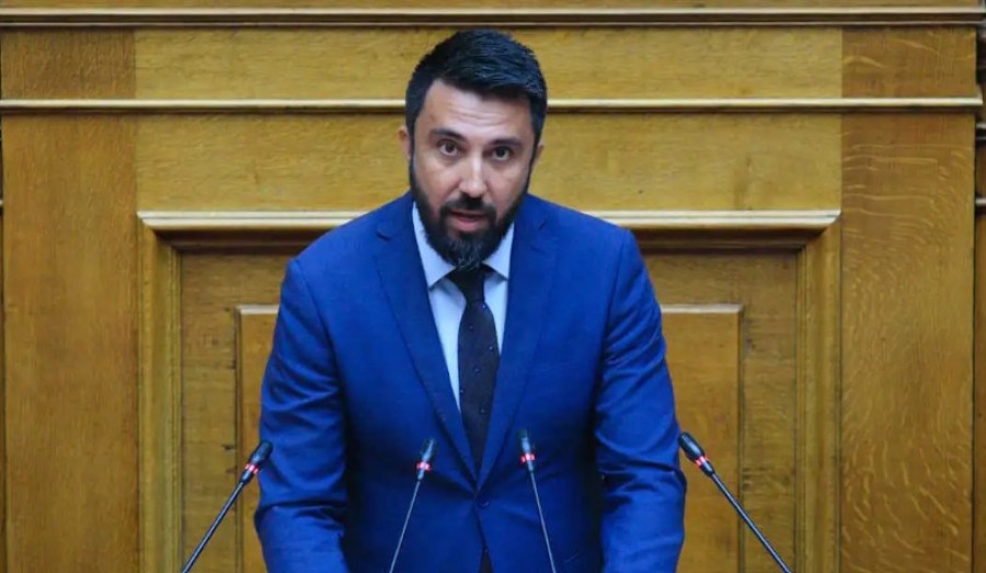 Εγκαταλείπουν το βυθιζόμενο καράβι - Ανεξαρτητοποιήθηκε ο Φερχάτ Οζγκιούρ από τη Νέα Αριστερά