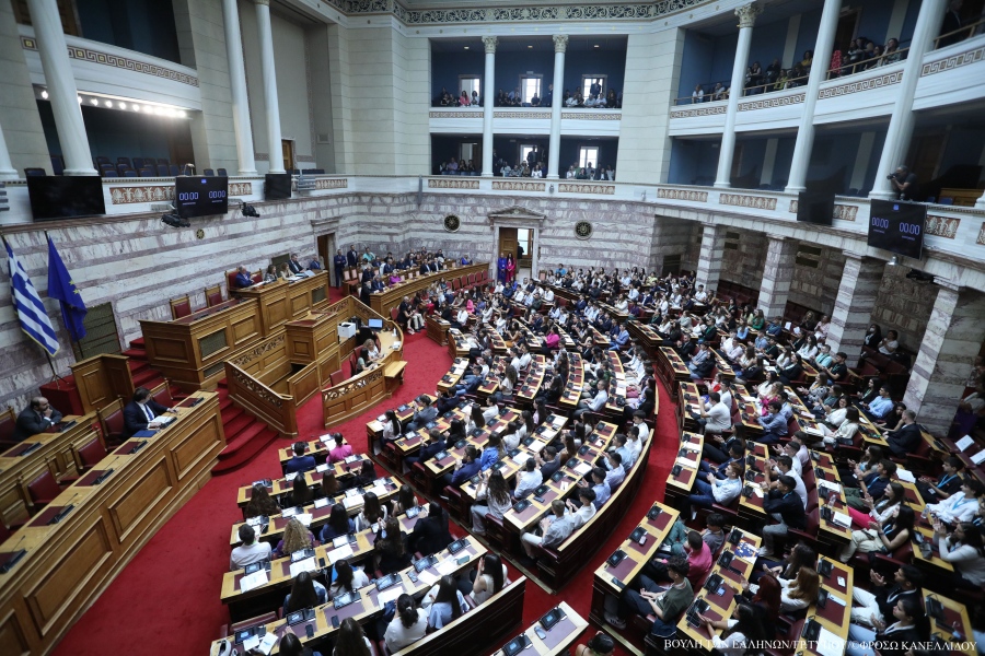 Επιτροπή Μορφωτικών Υποθέσεων: Υπερψηφίστηκε το νομοσχέδιο για τη Μονή Σινά