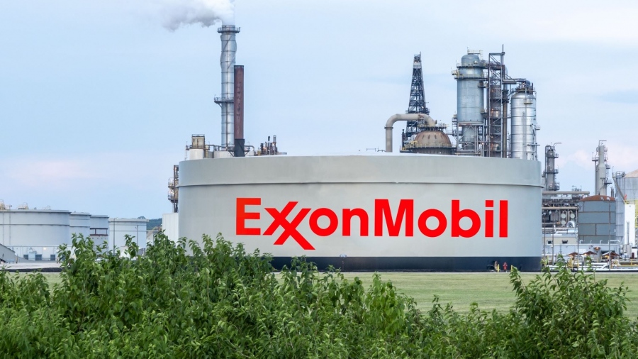 Exxon: Μείωση κερδών σε 4,2 δισ. δολ. το α' τρίμηνο 2026 παρά το ράλι στο πετρέλαιο