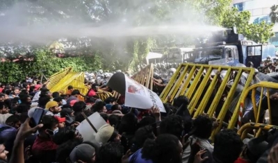 Σρι Λάνκα: Καταρρέει η χώρα λόγω έλλειψης καυσίμων, κλείνουν σχολεία, εφοδιάζονται μόνο υπηρεσίες υγείας και τρένα